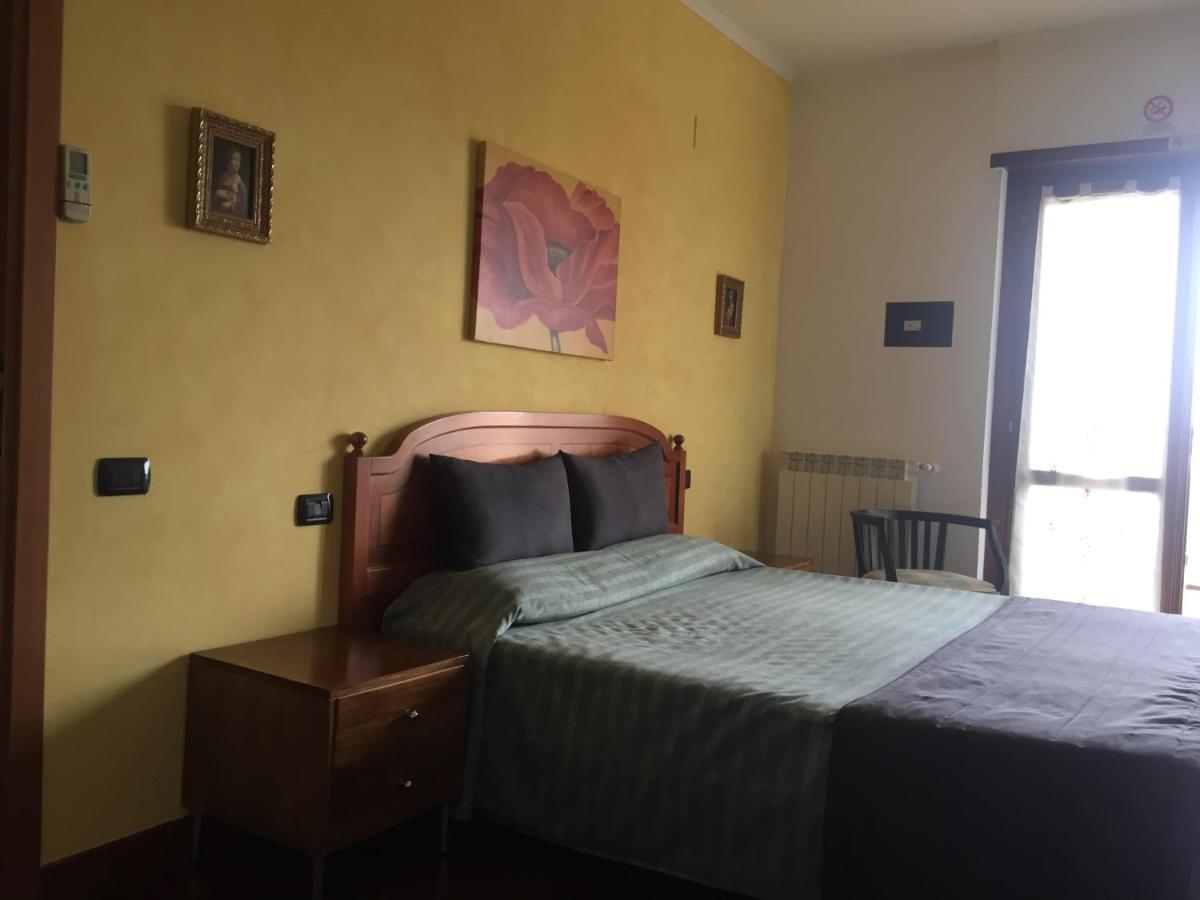 Bb Nuova Fiera Di Roma Bed & Breakfast Fiumicino Luaran gambar